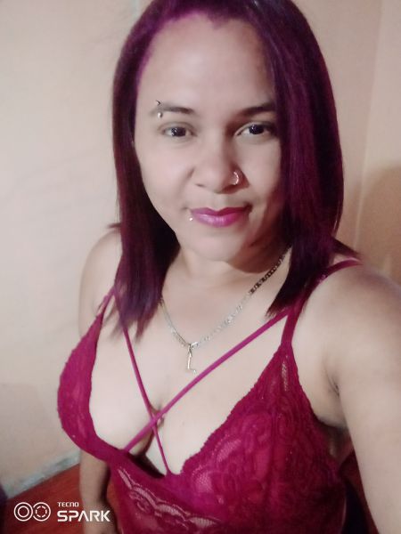 Hola mi nombre es rashil, soy Venezolana, soy madura, educada, caliente, y me gusta dar excelente trato... Quiero que la pases súper bien. 