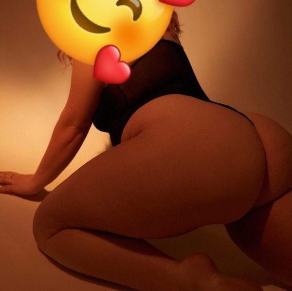 Hola amor soy nuevita en la zona soy jovencita mis fotos son %100 reales  estoy para complacerte en todo momento te espero en mi departamento propio discreto y tranquilo❤️