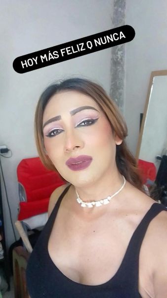 Hola soy mikaela una chica trans dispuesta a complacerte en todo lo q me pidas...soy pasiva y activa ...y soy muy gauchita en la cama ...aparte soy masajista profesional
.búscame no te arrepentirás.....
